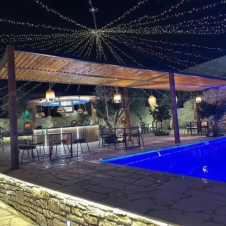 Flogeri 4*