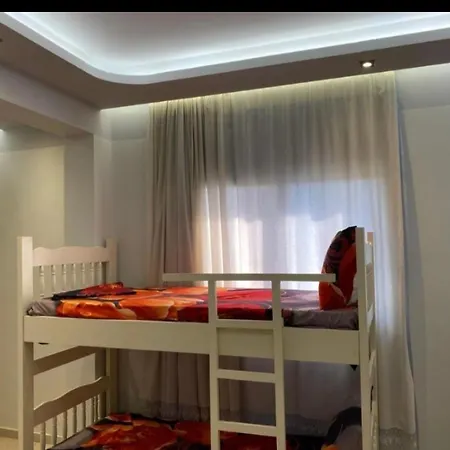 Otel Flogeri 4*