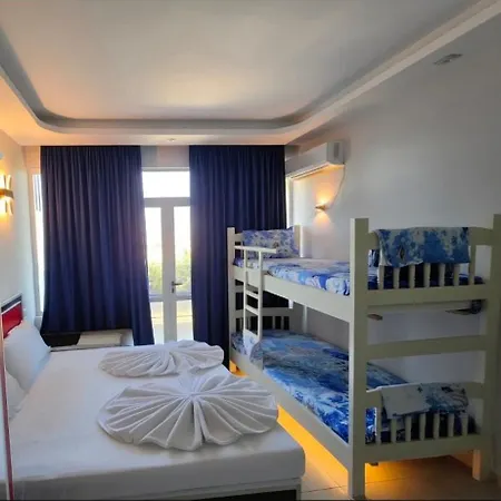 Flogeri Otel 4*